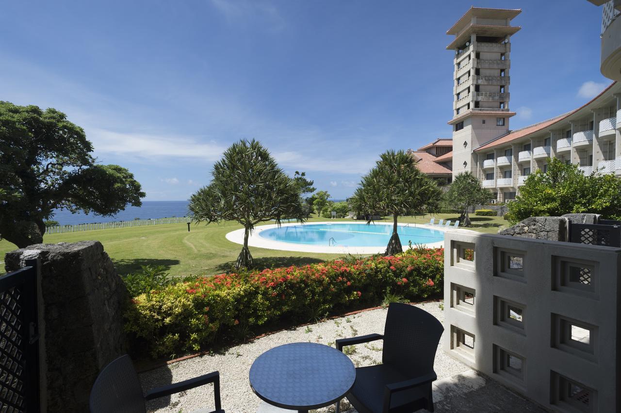 The Southern Links Resort Hotel Yaese Ngoại thất bức ảnh