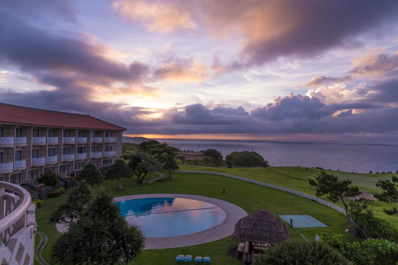 The Southern Links Resort Hotel Yaese Ngoại thất bức ảnh